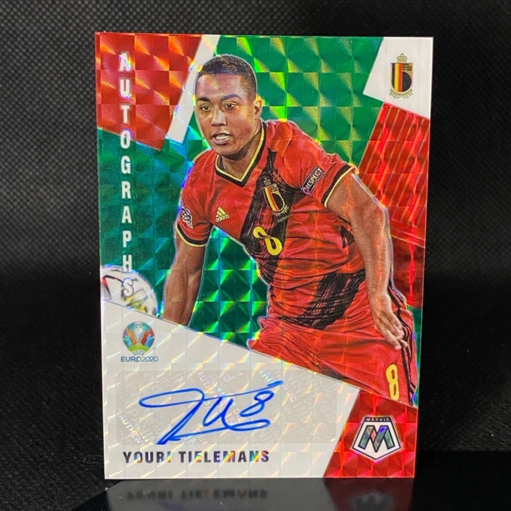 AM-YT Youri Tielemans Autographs Green Prizm 2021 Panini Mosaic UEFA EURO Soccer